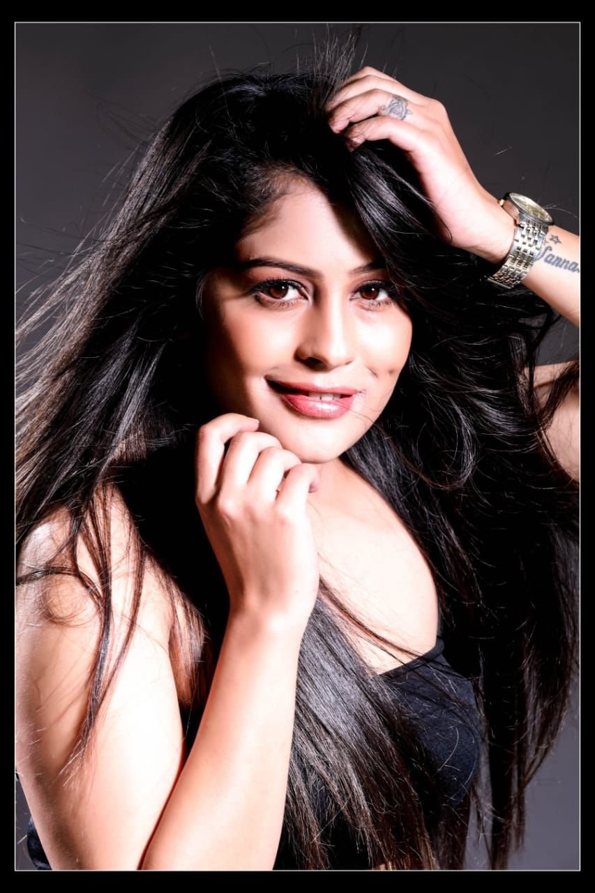 Elite Ahmedabad Escort